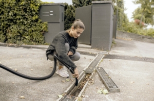   Karcher WD 5 V-25/5/22 1100 (: / ) 