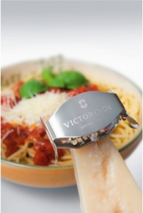    Victorinox 7.6076 