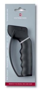   . Victorinox (7.8715) 135  .