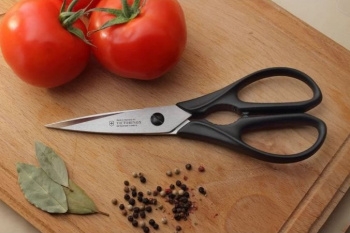  Victorinox  , 