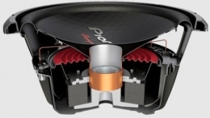   Pioneer TS-W312D4 500  (30/12)
